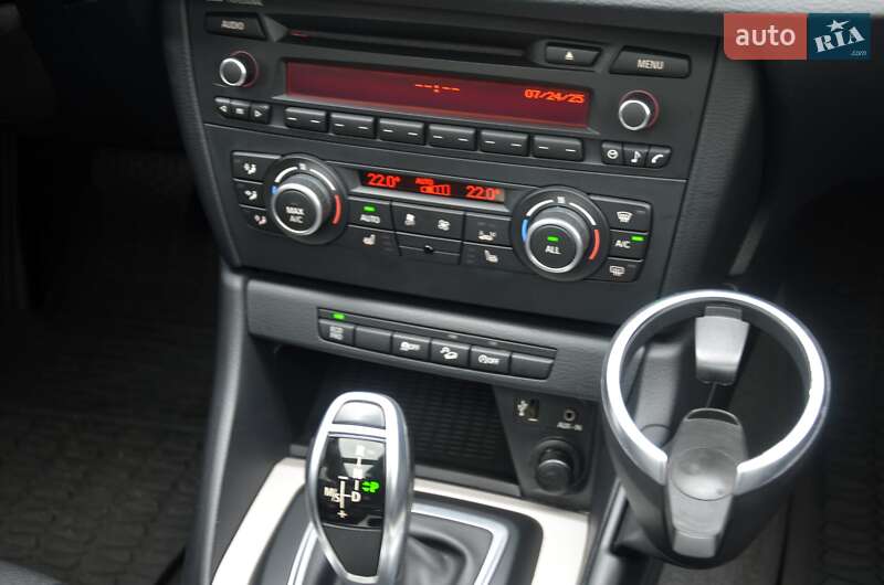 Внедорожник / Кроссовер BMW X1 2013 в Киеве