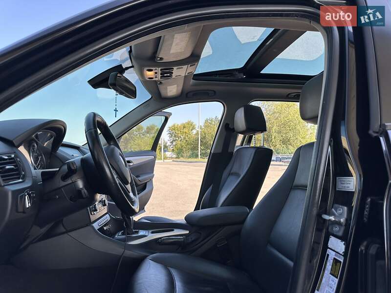 Внедорожник / Кроссовер BMW X1 2013 в Днепре