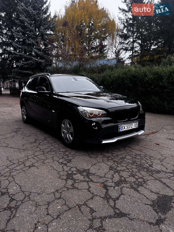 Внедорожник / Кроссовер BMW X1 2011 в Христиновке