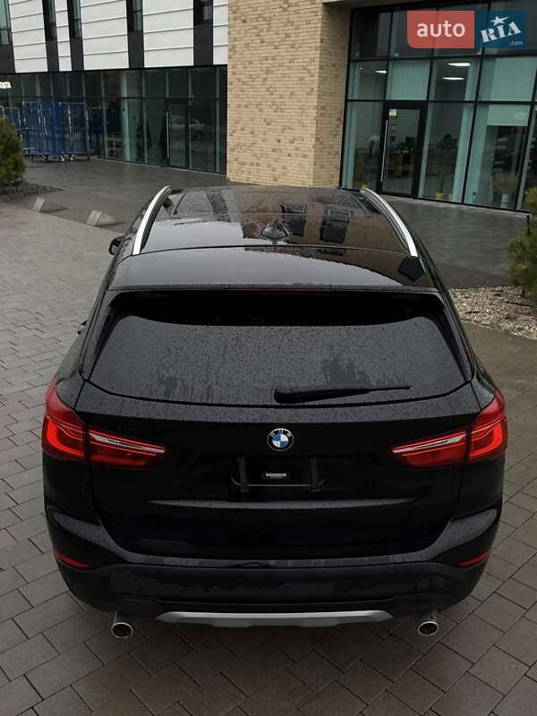 Внедорожник / Кроссовер BMW X1 2019 в Хмельницком