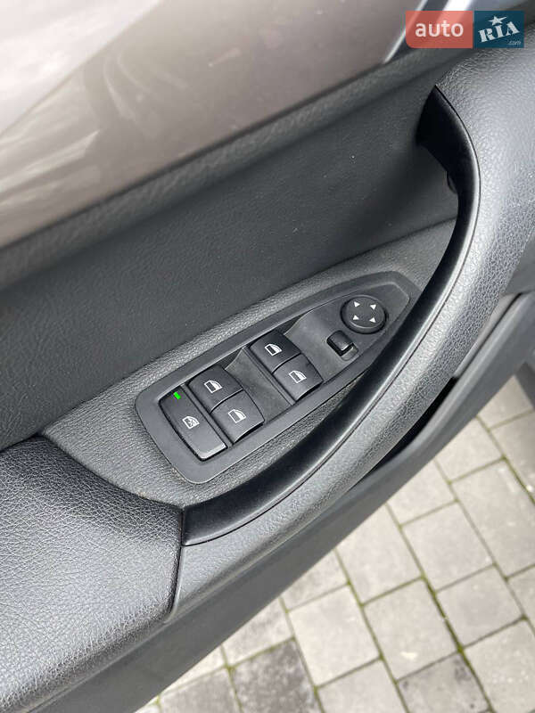 Внедорожник / Кроссовер BMW X1 2018 в Львове фото 12 Внедорожник / Кроссовер BMW X1 2018 в Львове