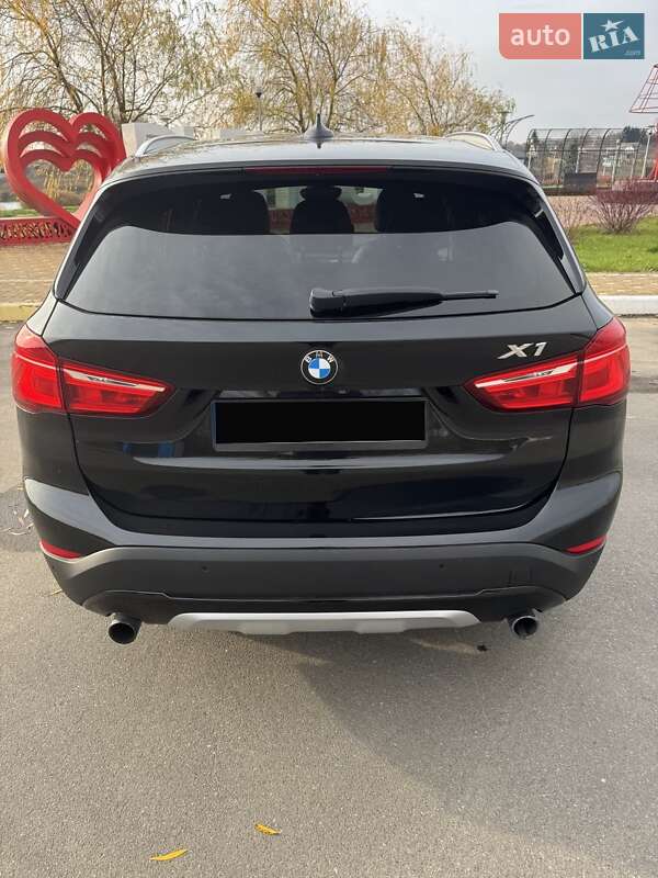Внедорожник / Кроссовер BMW X1 2016 в Ирпене