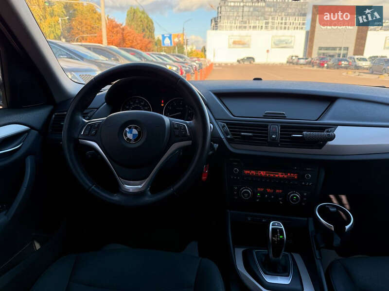 Внедорожник / Кроссовер BMW X1 2014 в Житомире