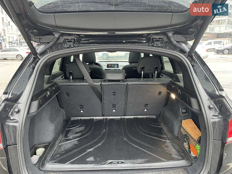 Внедорожник / Кроссовер BMW X1 2019 в Киеве