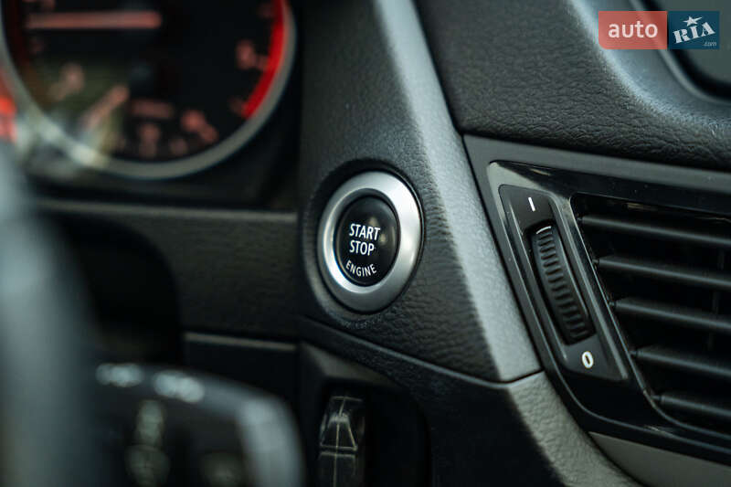 Внедорожник / Кроссовер BMW X1 2014 в Черновцах