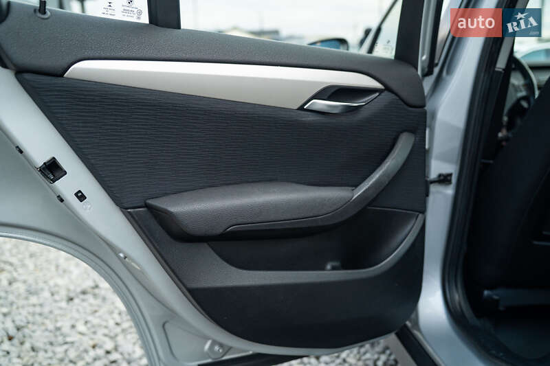 Внедорожник / Кроссовер BMW X1 2014 в Черновцах