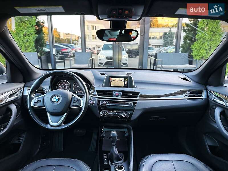 Внедорожник / Кроссовер BMW X1 2016 в Киеве