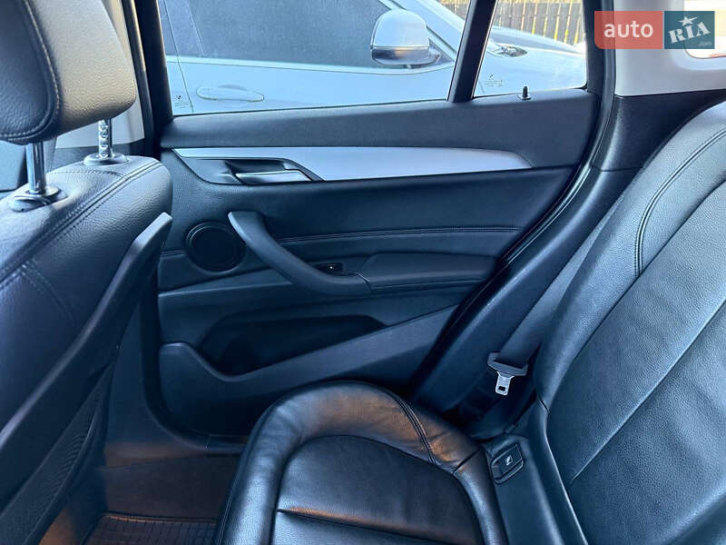 Внедорожник / Кроссовер BMW X1 2015 в Стрые