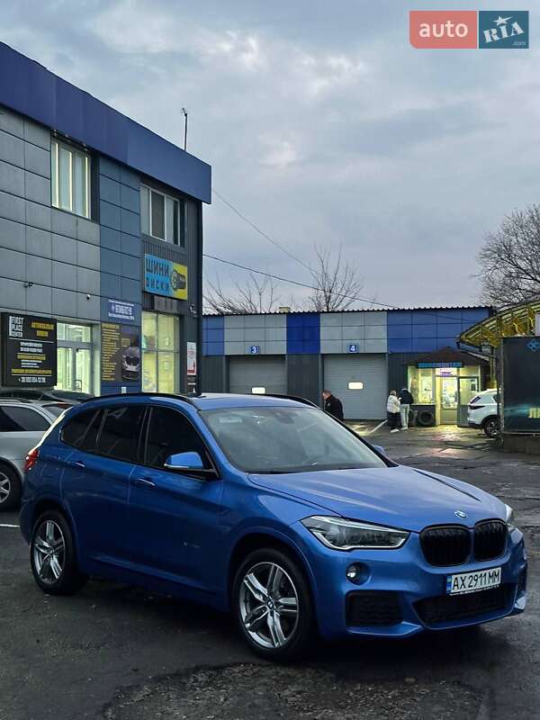 Внедорожник / Кроссовер BMW X1 2016 в Харькове