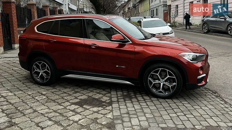 Внедорожник / Кроссовер BMW X1 2017 в Львове