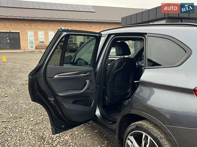 Позашляховик / Кросовер BMW X1 2016 в Луцьку