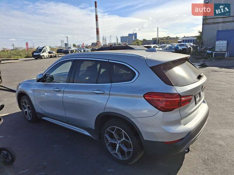 Внедорожник / Кроссовер BMW X1 2017 в Киеве