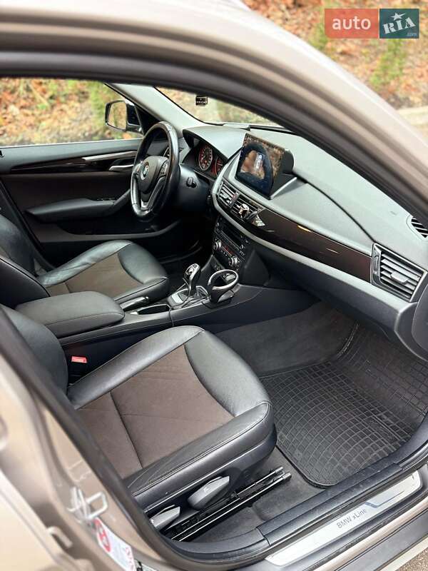 Внедорожник / Кроссовер BMW X1 2013 в Киеве