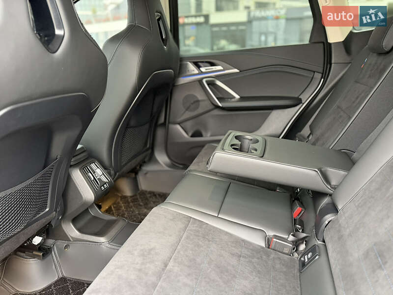 Внедорожник / Кроссовер BMW X1 2024 в Львове