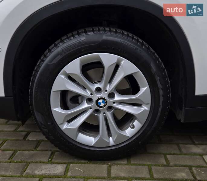 Позашляховик / Кросовер BMW X1 2017 в Одесі