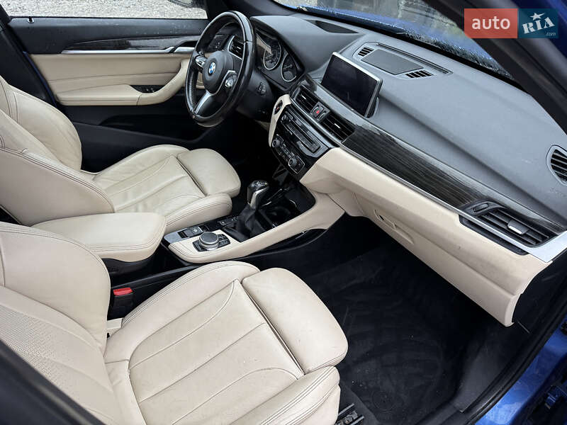 Внедорожник / Кроссовер BMW X1 2017 в Львове