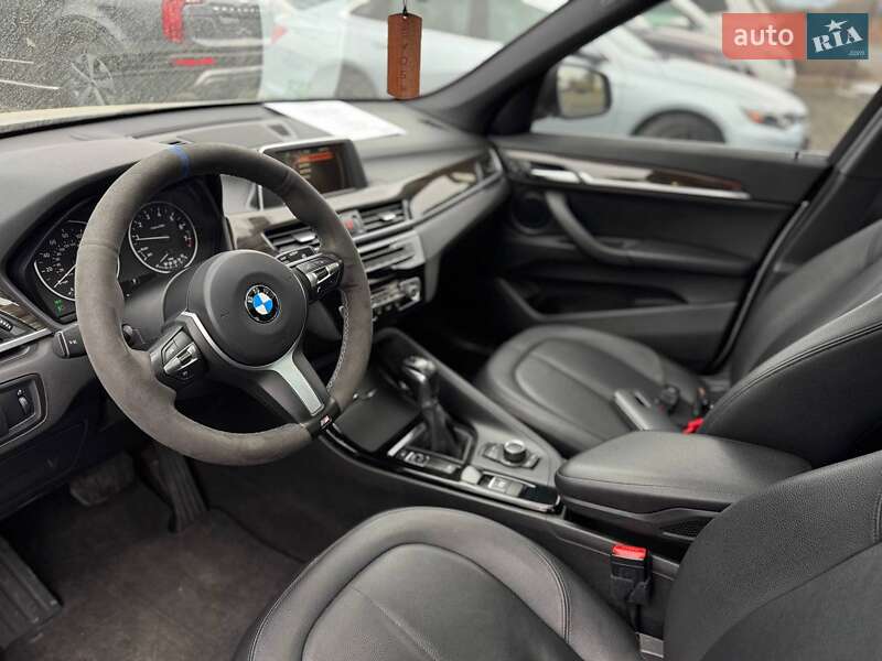 Позашляховик / Кросовер BMW X1 2016 в Луцьку