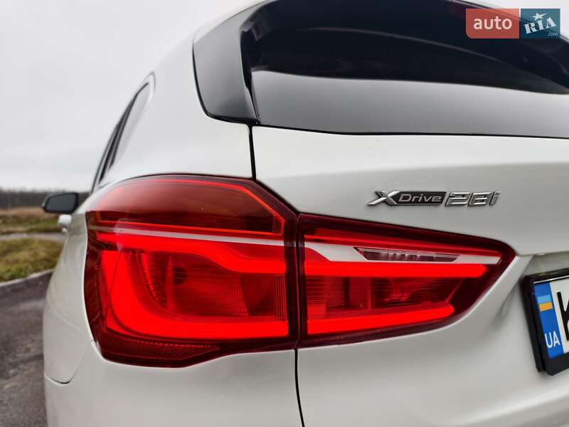 Внедорожник / Кроссовер BMW X1 2016 в Виннице