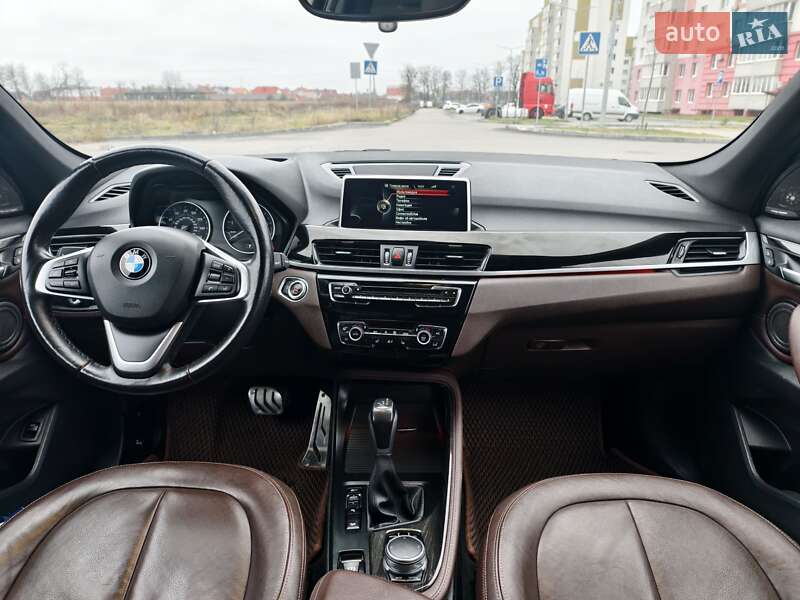 Внедорожник / Кроссовер BMW X1 2016 в Виннице