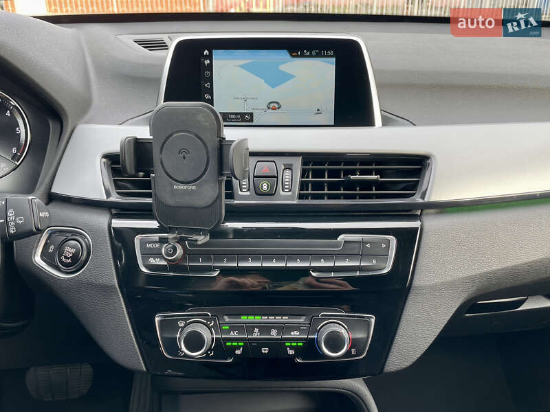 Внедорожник / Кроссовер BMW X1 2017 в Киеве