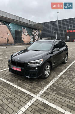 Позашляховик / Кросовер BMW X1 2017 в Луцьку