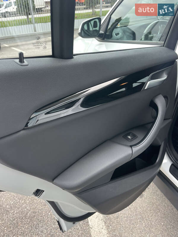 Внедорожник / Кроссовер BMW X1 2022 в Полтаве фото 10 Внедорожник / Кроссовер BMW X1 2022 в Полтаве