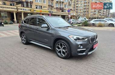 Внедорожник / Кроссовер BMW X1 2015 в Киеве