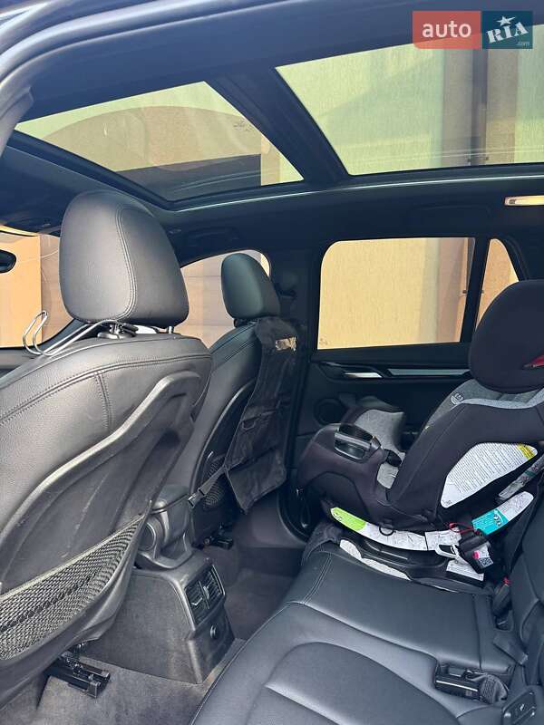 Внедорожник / Кроссовер BMW X1 2018 в Ровно