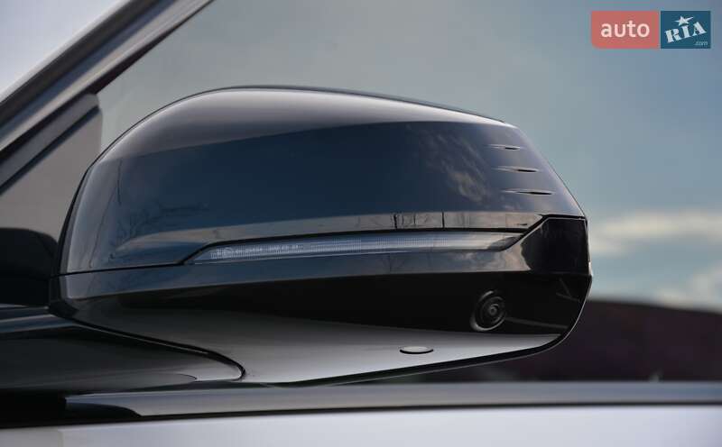 Внедорожник / Кроссовер BMW X1 2023 в Киеве