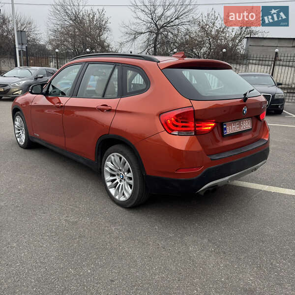 Внедорожник / Кроссовер BMW X1 2013 в Киеве