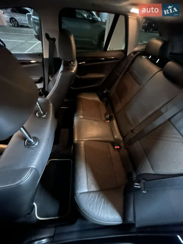 Внедорожник / Кроссовер BMW X1 2015 в Киеве