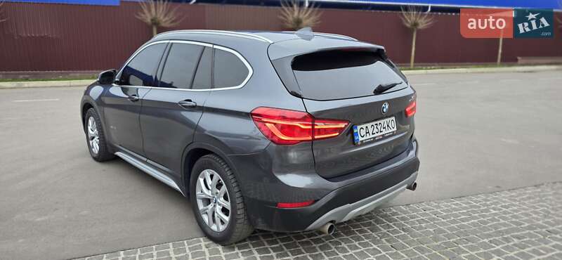 Внедорожник / Кроссовер BMW X1 2015 в Умани