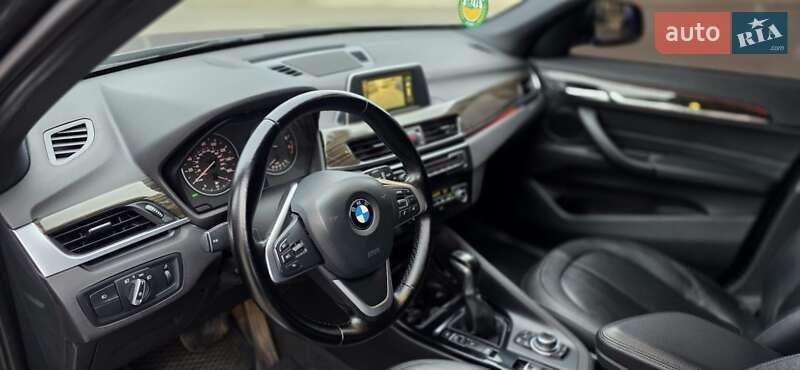 Внедорожник / Кроссовер BMW X1 2015 в Умани