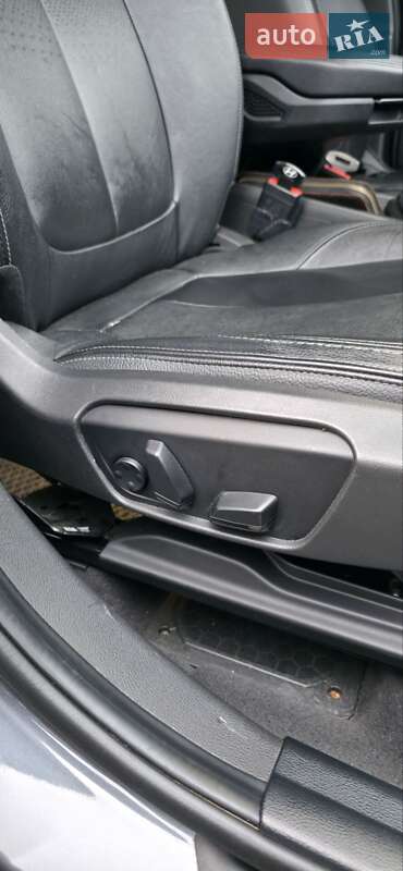 Внедорожник / Кроссовер BMW X1 2015 в Умани