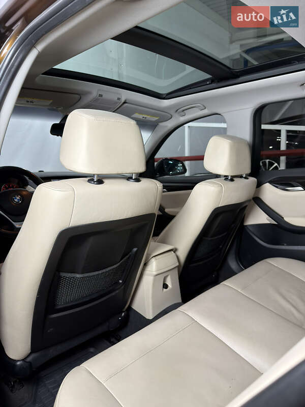 Внедорожник / Кроссовер BMW X1 2013 в Одессе