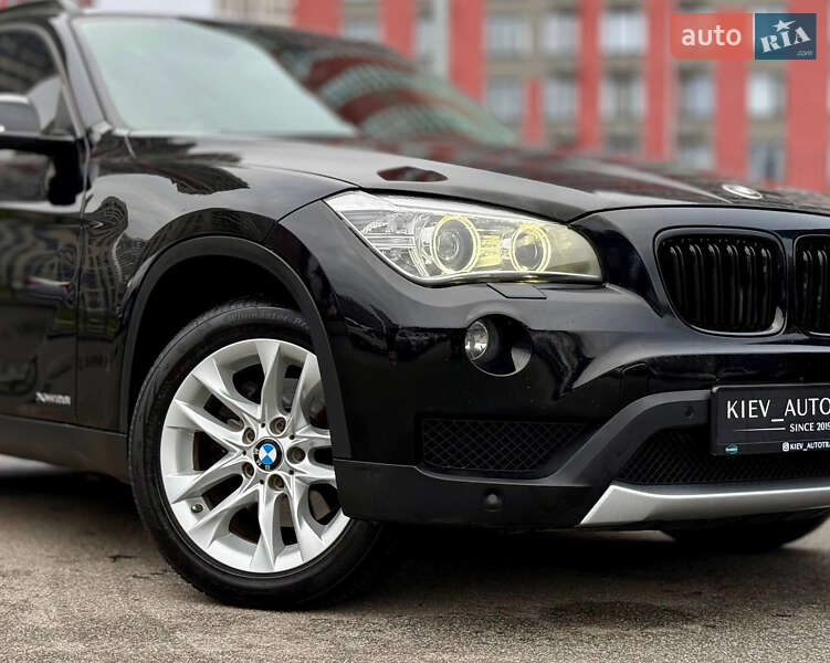 Позашляховик / Кросовер BMW X1 2015 в Києві