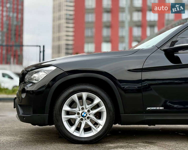 Позашляховик / Кросовер BMW X1 2015 в Києві