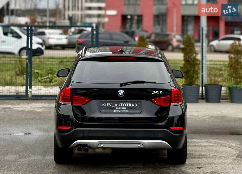 Позашляховик / Кросовер BMW X1 2015 в Києві