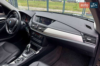 Позашляховик / Кросовер BMW X1 2015 в Києві