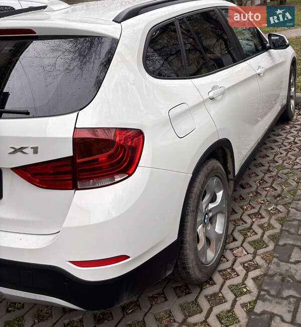 Внедорожник / Кроссовер BMW X1 2013 в Ивано-Франковске