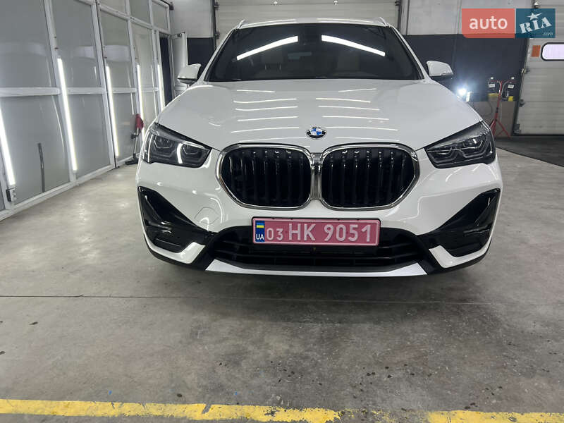 Внедорожник / Кроссовер BMW X1 2018 в Овруче фото 3 Внедорожник / Кроссовер BMW X1 2018 в Овруче