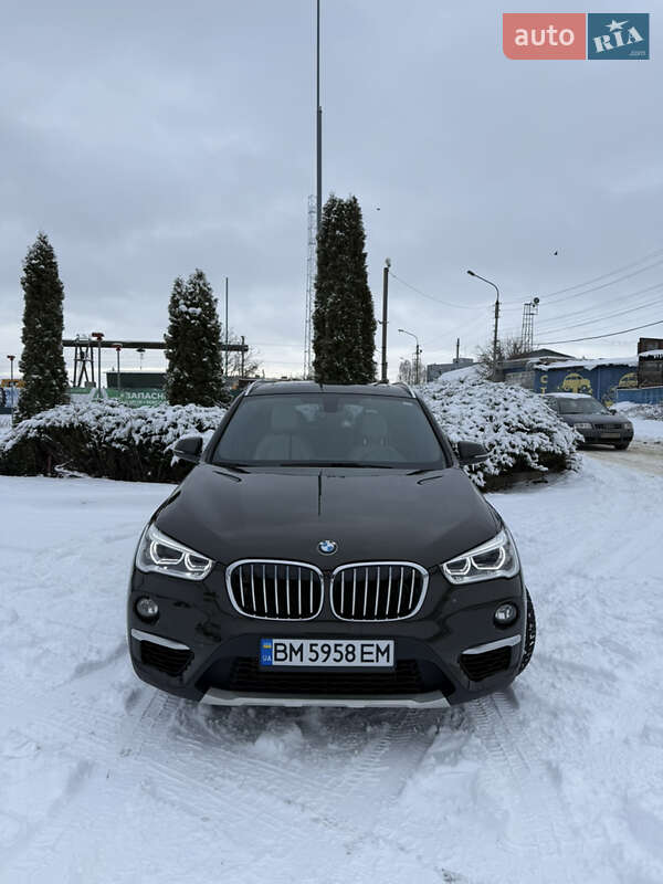 Позашляховик / Кросовер BMW X1 2016 в Сумах