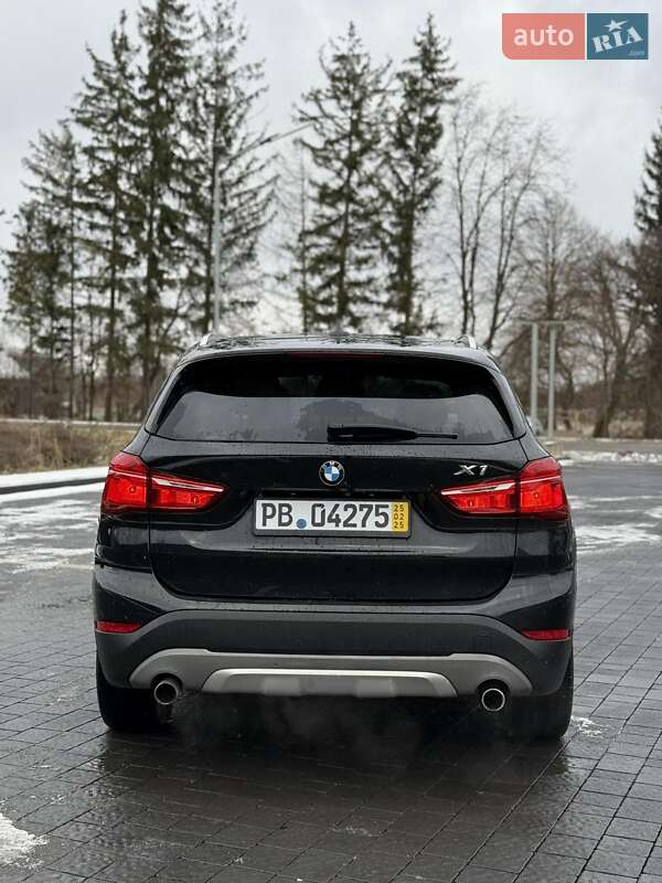 Внедорожник / Кроссовер BMW X1 2017 в Самборе фото 19 Внедорожник / Кроссовер BMW X1 2017 в Самборе