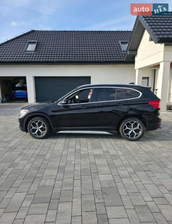 Внедорожник / Кроссовер BMW X1 2017 в Ровно