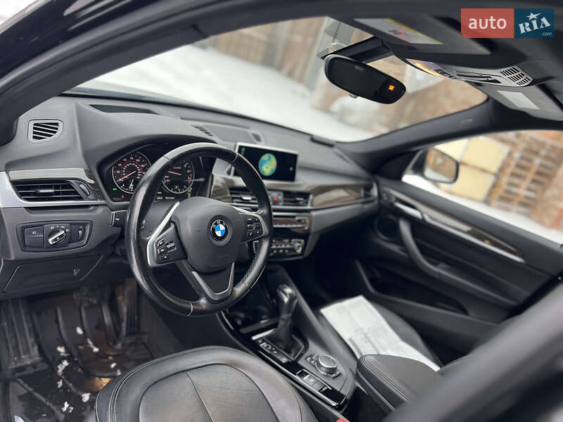 Внедорожник / Кроссовер BMW X1 2015 в Львове