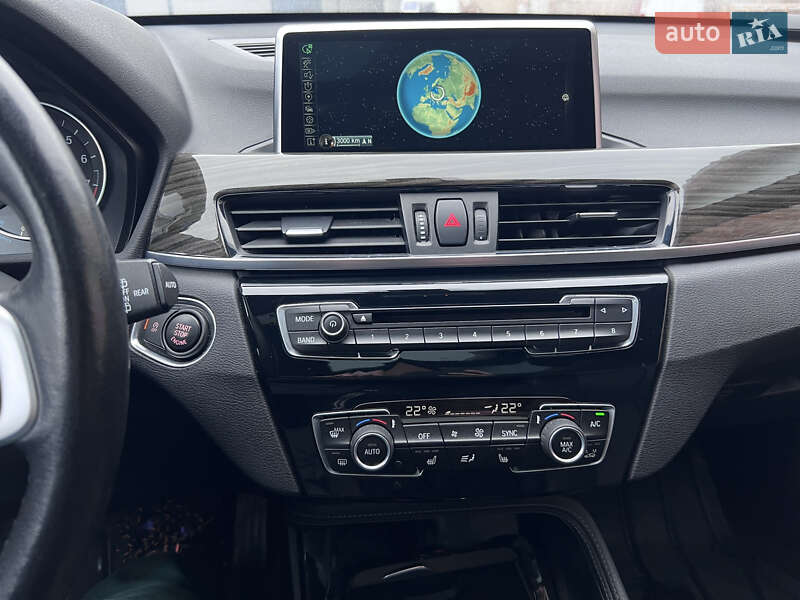 Внедорожник / Кроссовер BMW X1 2015 в Львове