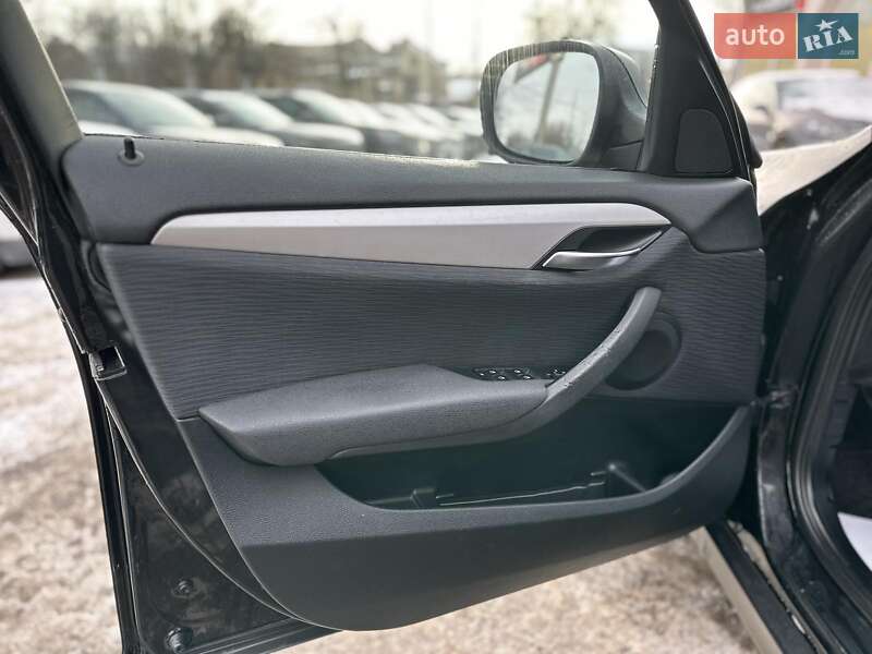 Позашляховик / Кросовер BMW X1 2011 в Вінниці