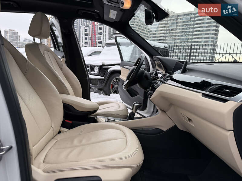 Внедорожник / Кроссовер BMW X1 2016 в Киеве фото 19 Внедорожник / Кроссовер BMW X1 2016 в Киеве