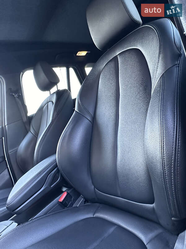 Внедорожник / Кроссовер BMW X1 2018 в Дрогобыче