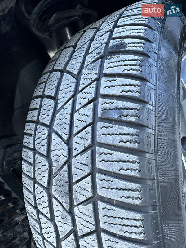 Внедорожник / Кроссовер BMW X1 2018 в Дрогобыче